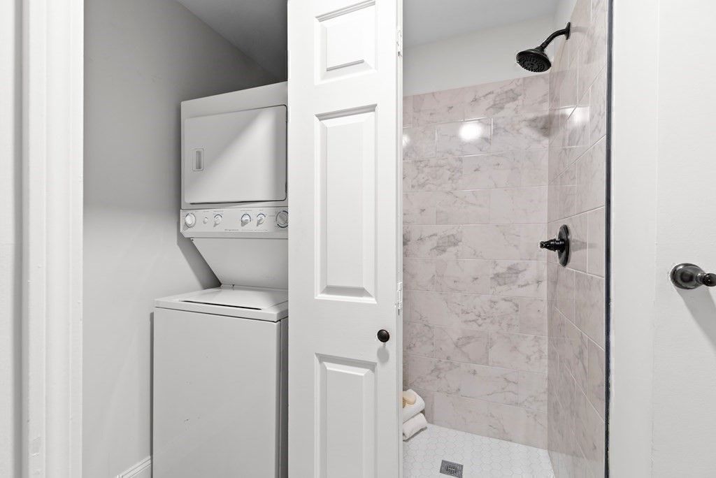 Bathroom, Interior, Marble Walls, Utility Closets, Washer