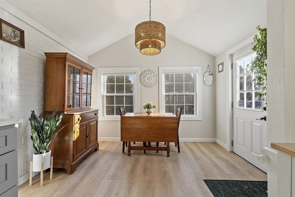 Home Office, Interior, Pendant Lights, Wood Texture Flooring