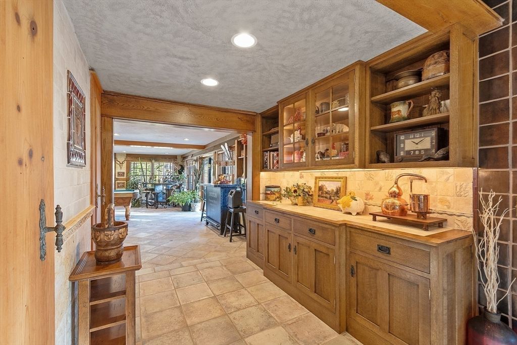Interior, Recessed Lighting, Wooden Walls