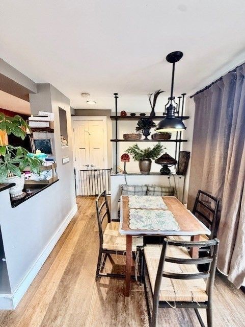 Dining room, Interior, Wood Texture Flooring