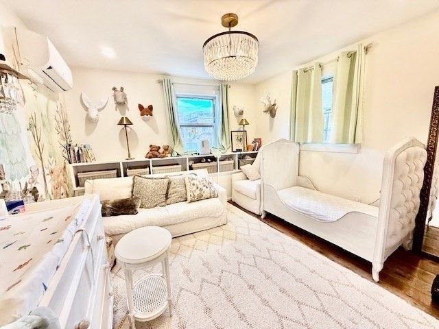 Chandelier, Dining room, Interior, Living room, Recessed Lighting, Wood Texture Flooring