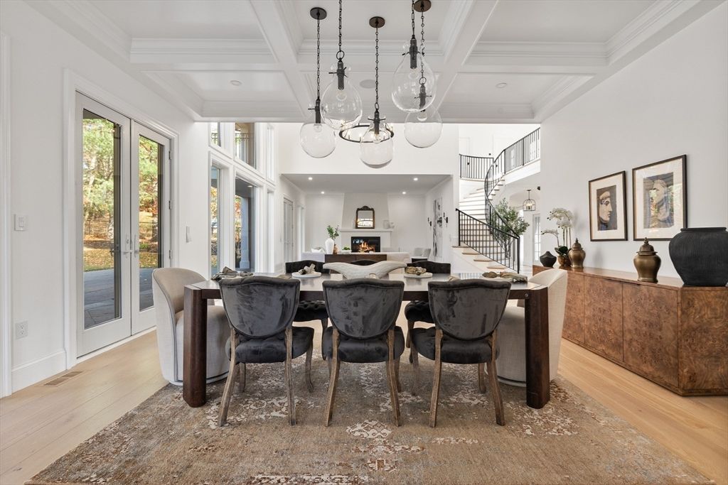 Dining room, Interior, Kitchen, Pendant Lights, Recessed Lighting, Wood Texture Flooring