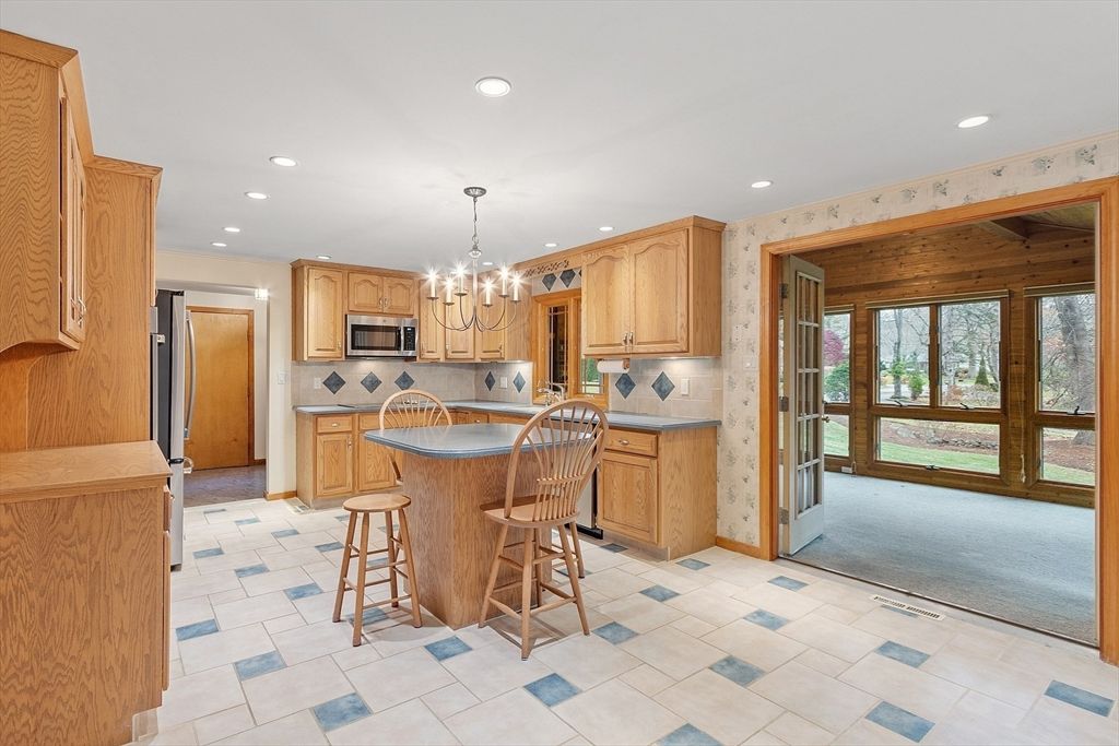 Chandelier, Interior, Kitchen, Recessed Lighting