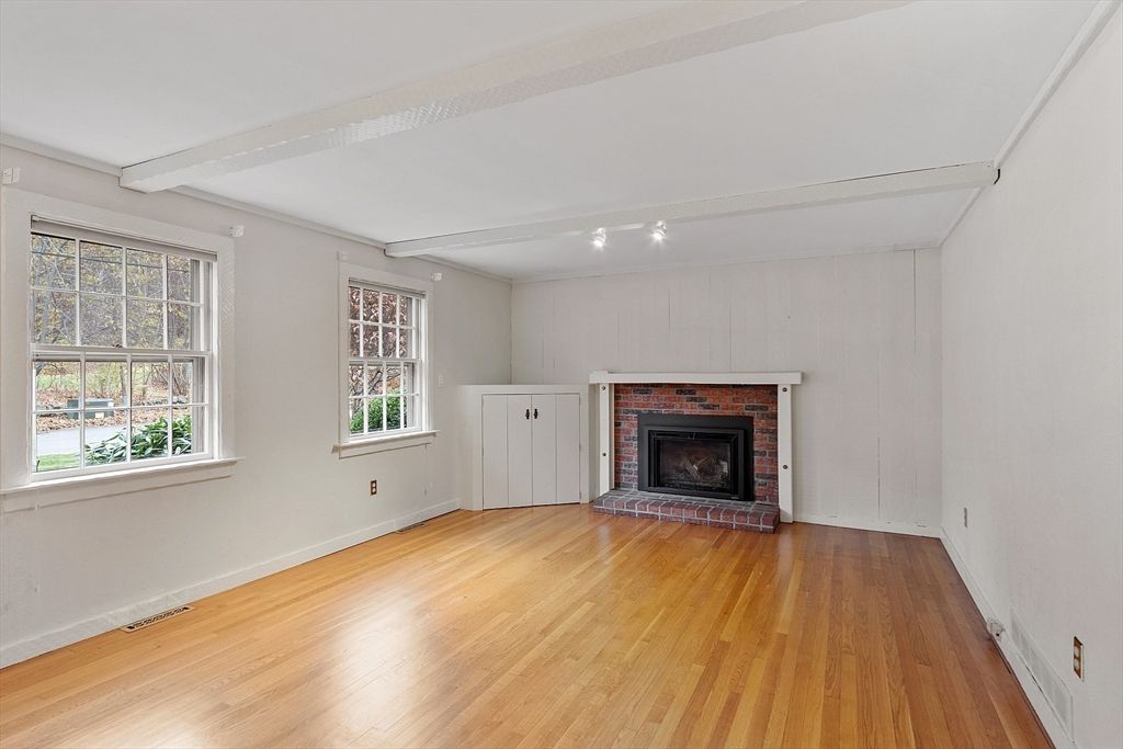 Empty room, Fireplace, Interior, Wood Texture Flooring
