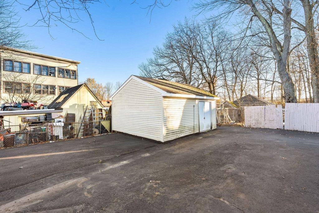 Backyard, Detached Garage, Exterior