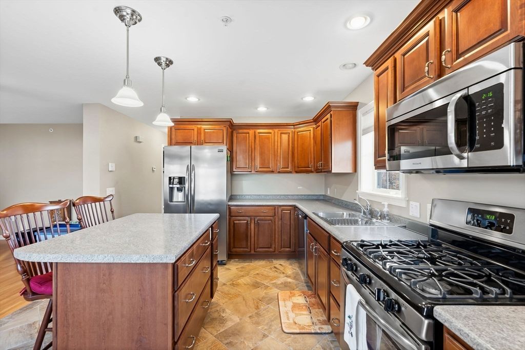 Interior, Kitchen, Pendant Lights, Recessed Lighting, Stainless Steel Appliances