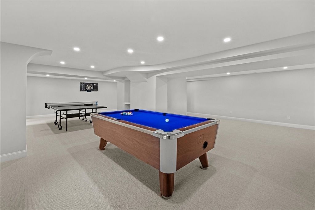 Billiard Table, Game Room, Interior, Recessed Lighting