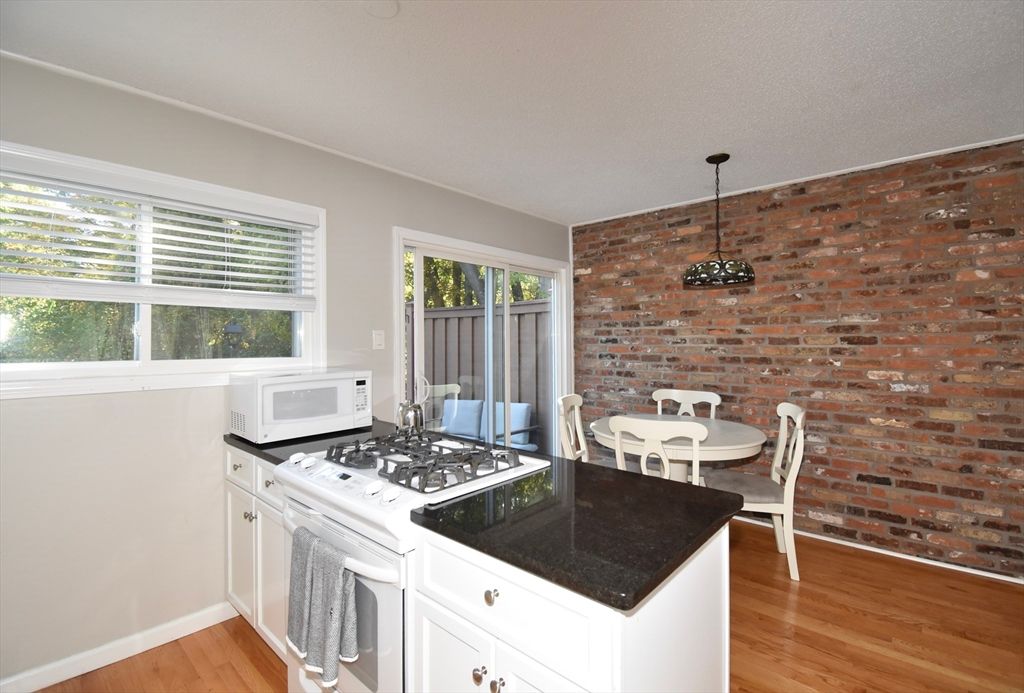 Dining room, Interior, Kitchen, Pendant Lights, Stone Walls, Wood Texture Flooring