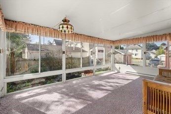 Chandelier, Interior, Sun Room