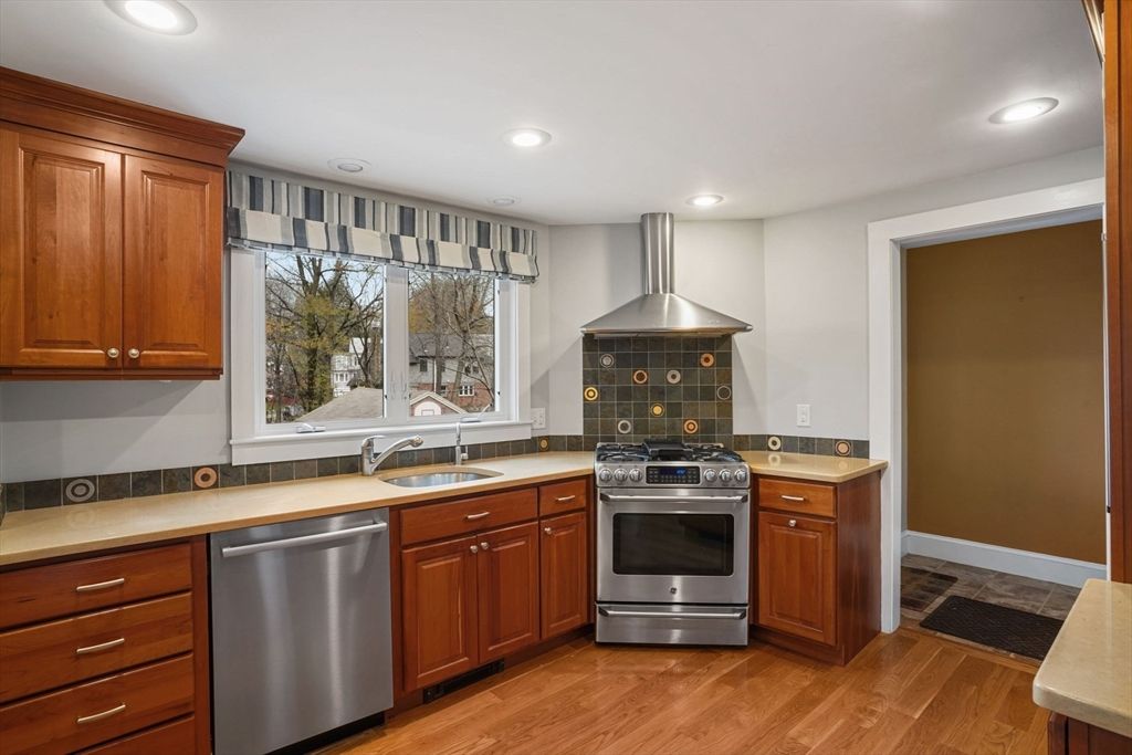 Interior, Kitchen, Recessed Lighting, Stainless Steel Appliances, Wood Texture Flooring