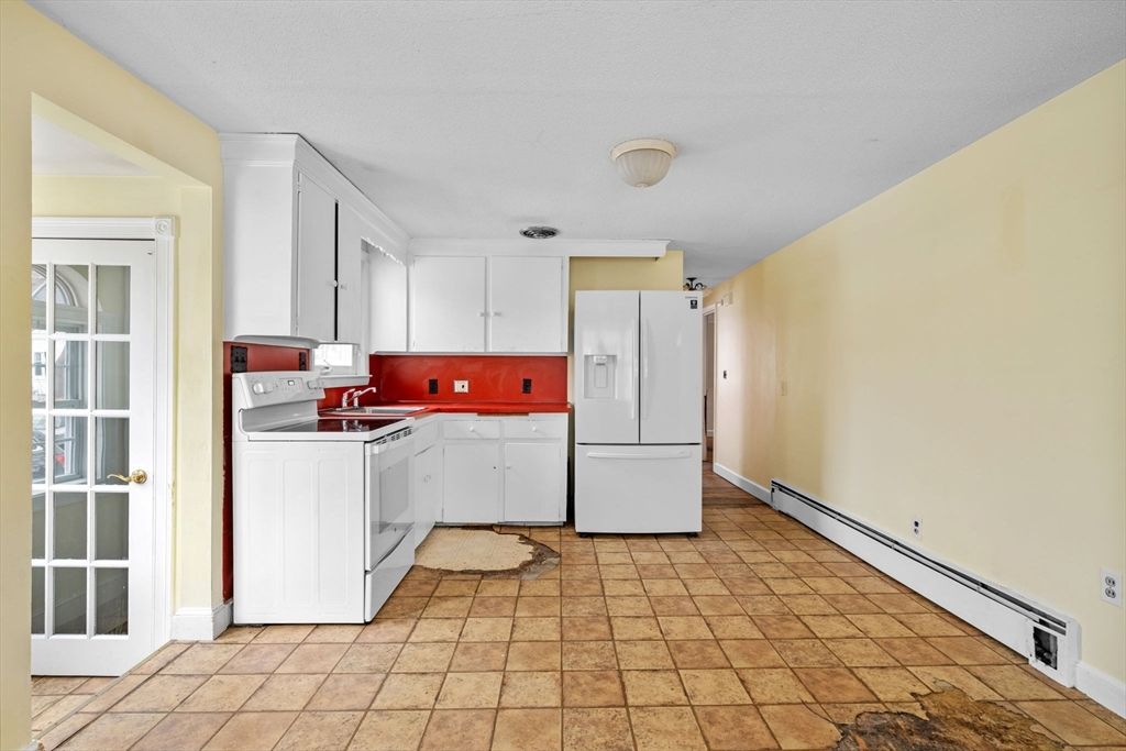 Interior, Kitchen, Washer