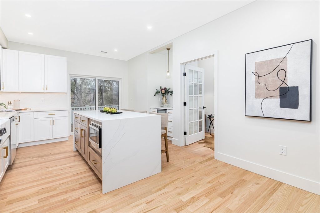 Interior, Kitchen, Pendant Lights, Recessed Lighting, Wood Texture Flooring