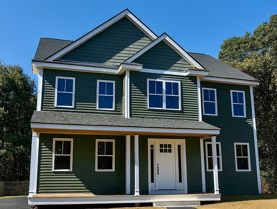 Exterior, Facade, Farmhouse