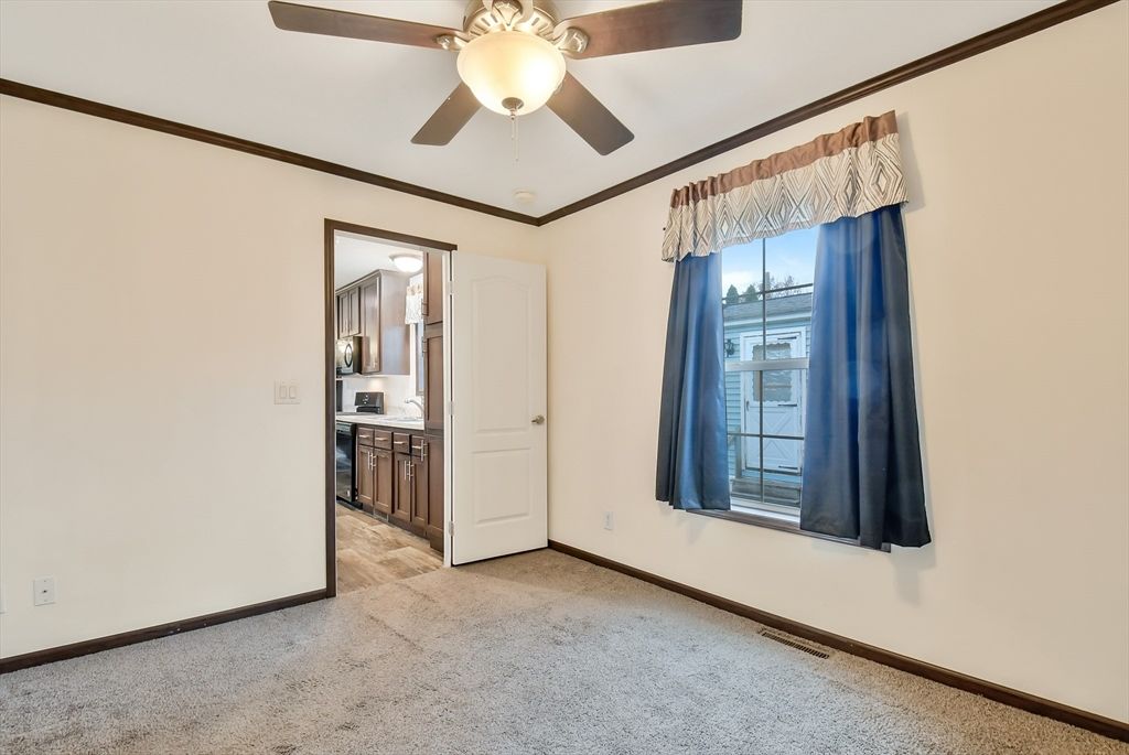 Empty room, Interior, Kitchen