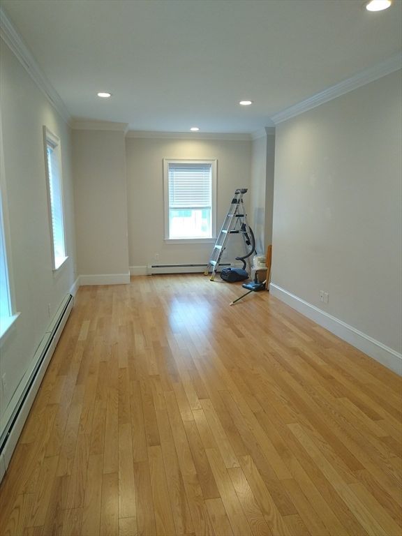 Empty room, Fitness Equipment, Interior, Recessed Lighting, Wood Texture Flooring