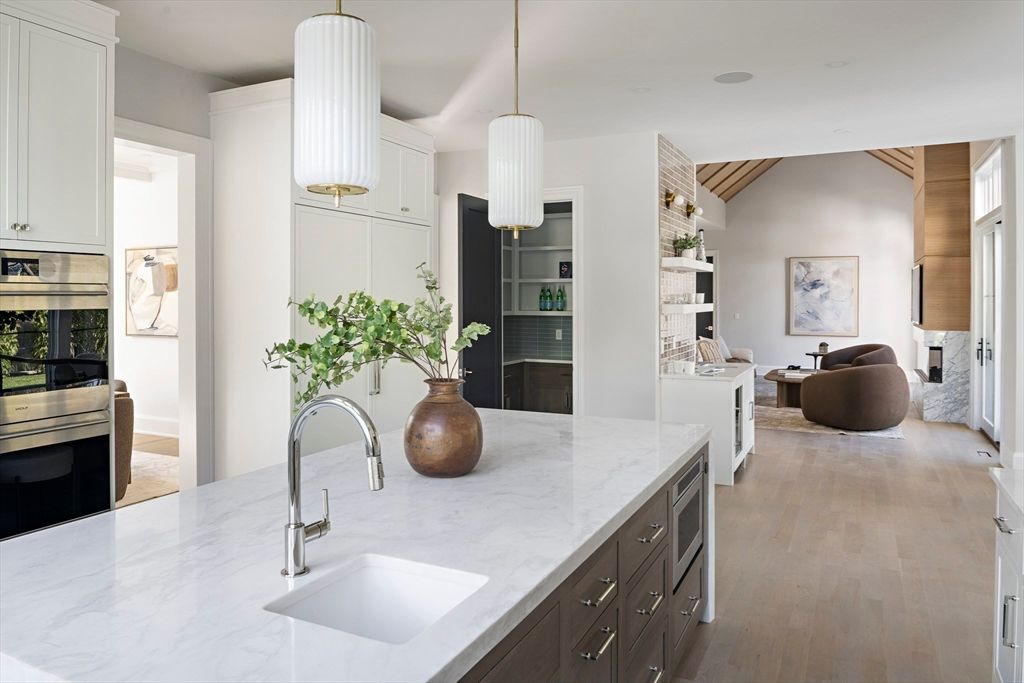 Interior, Kitchen, Pendant Lights, Wood Texture Flooring