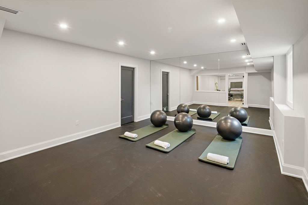 Fitness Equipment, Interior, Recessed Lighting