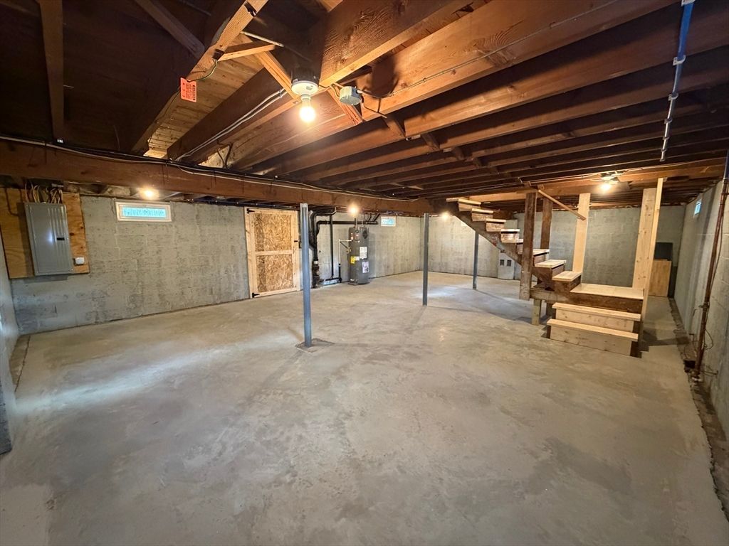 Interior, Wooden Beams