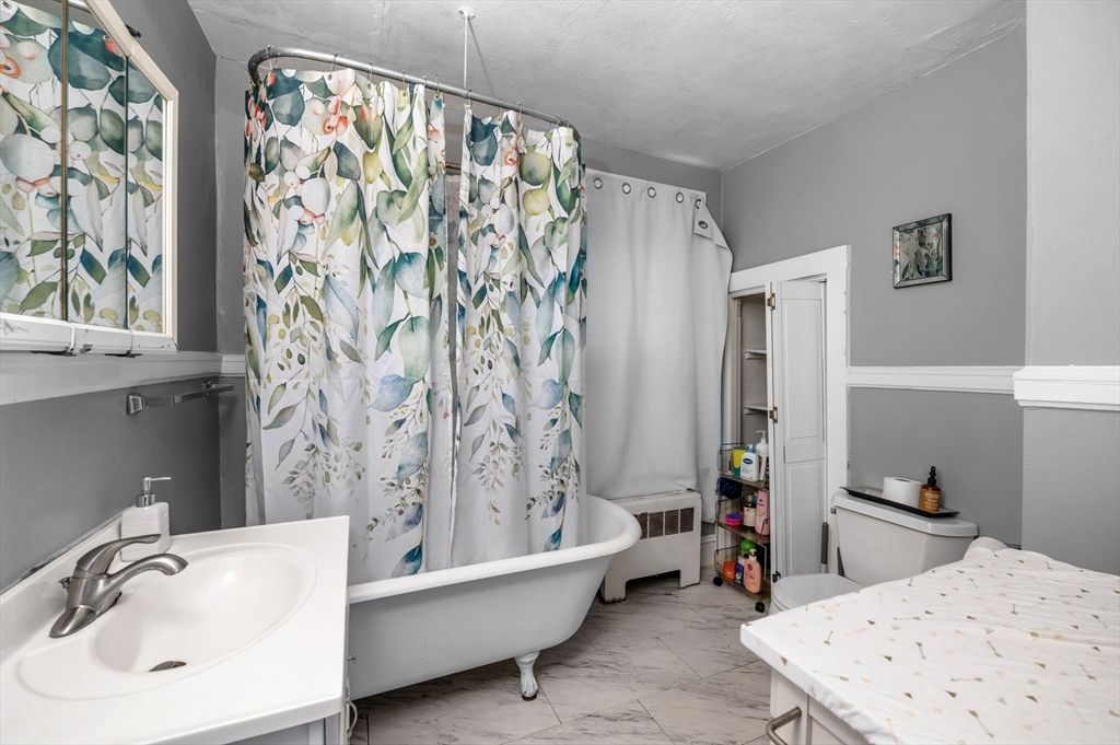 Bathroom, Free Standing Baths, Interior, Marble