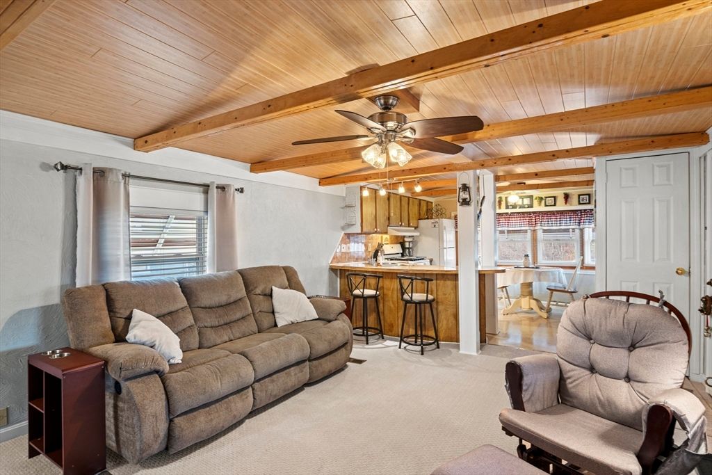 Interior, Kitchen, Living room, Wooden Beams, Wooden Ceilings