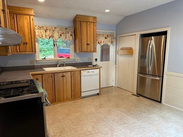 Interior, Kitchen, Recessed Lighting