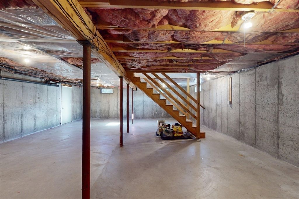 Interior, Wooden Beams