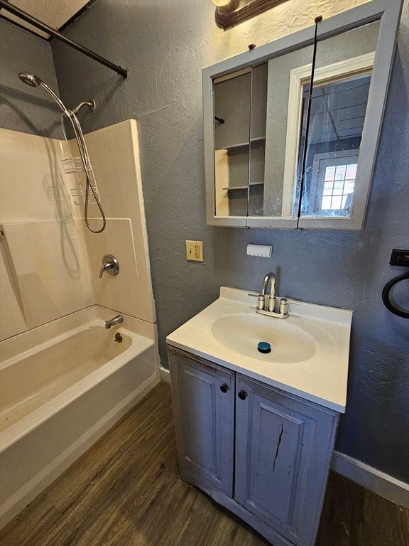 Bathroom, Interior, Wood Texture Flooring
