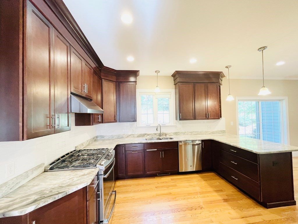 Interior, Kitchen, Pendant Lights, Recessed Lighting, Wood Texture Flooring