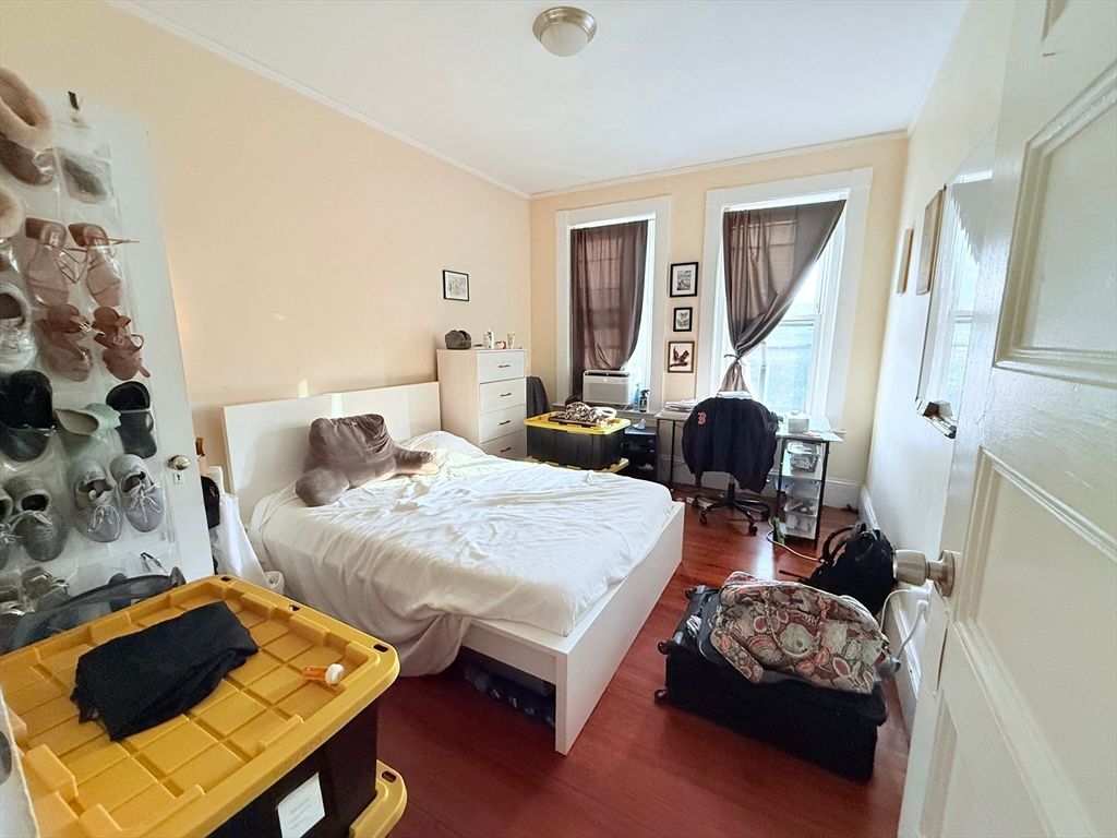 Bedroom, Interior, Water, Wood Texture Flooring