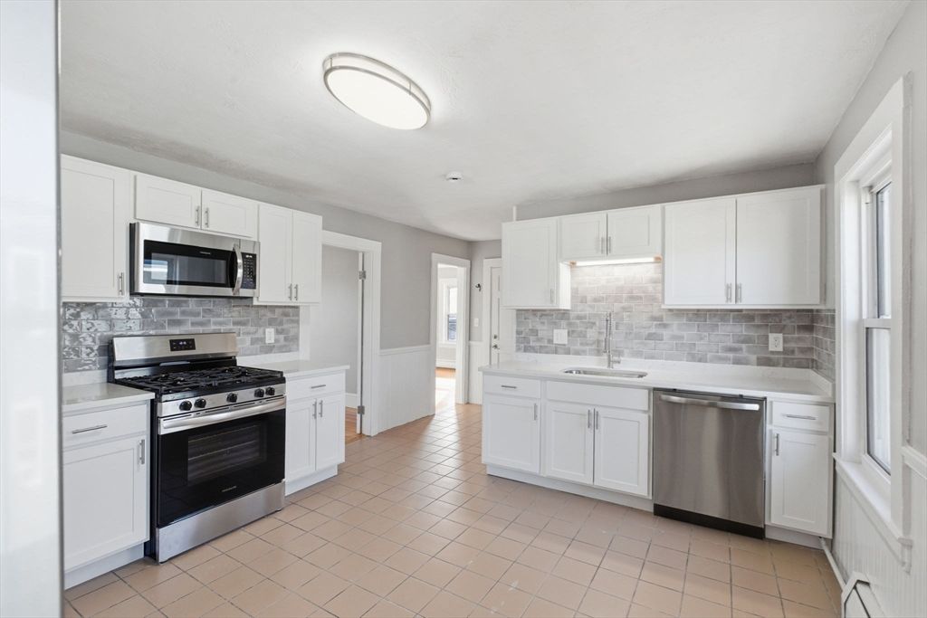 Interior, Kitchen, Stainless Steel Appliances