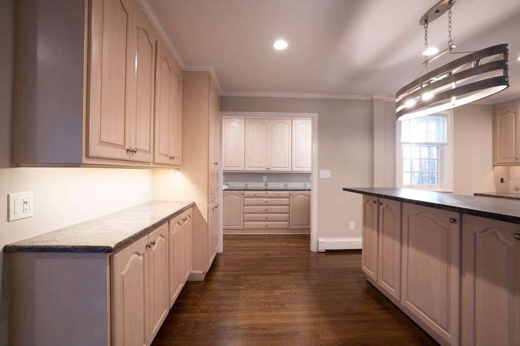 Interior, Kitchen, Pendant Lights, Recessed Lighting, Wood Texture Flooring