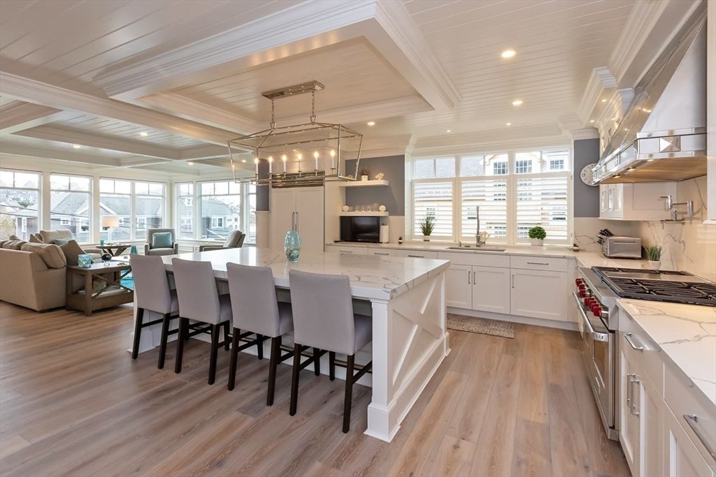 Interior, Kitchen, Living room, Pendant Lights, Recessed Lighting, Stainless Steel Appliances, Wood Texture Flooring