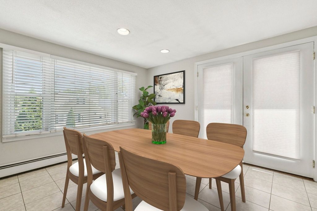 Dining room, Interior, Recessed Lighting
