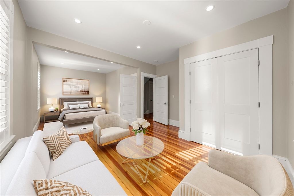 Bedroom, Interior, Living room, Recessed Lighting, Wood Texture Flooring