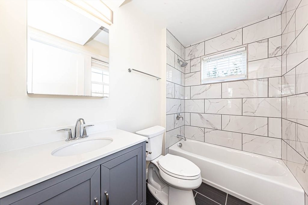 Bathroom, Interior, Marble Walls