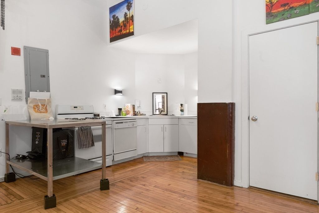 Interior, Kitchen, Wood Texture Flooring