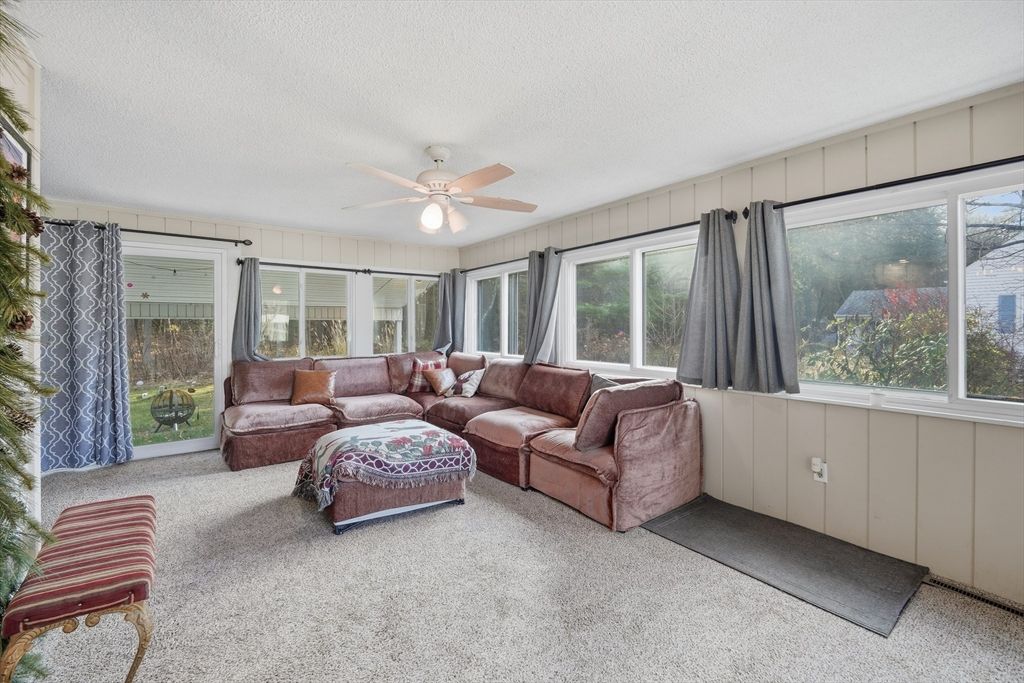 Interior, Living room, Sun Room