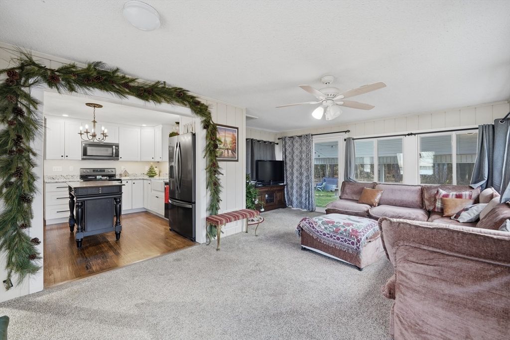 Chandelier, Interior, Kitchen, Living room, Stainless Steel Appliances, Wood Texture Flooring