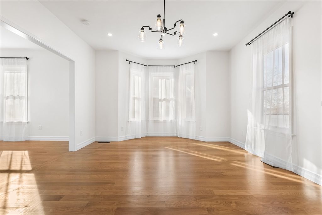 Empty room, Interior, Pendant Lights, Recessed Lighting, Wood Texture Flooring