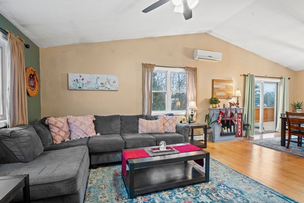Dining room, Interior, Living room, Wood Texture Flooring