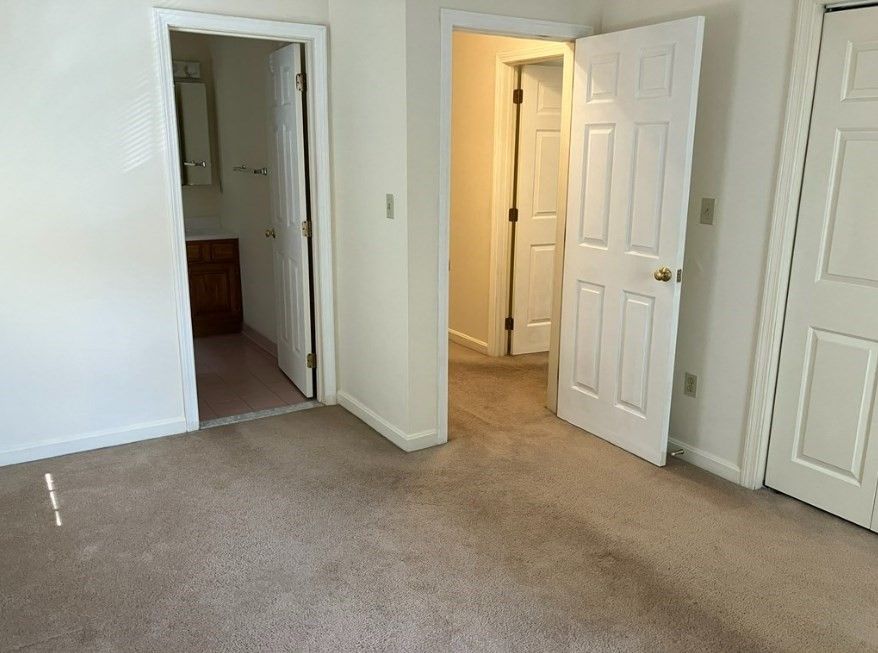Bathroom, Empty room, Interior