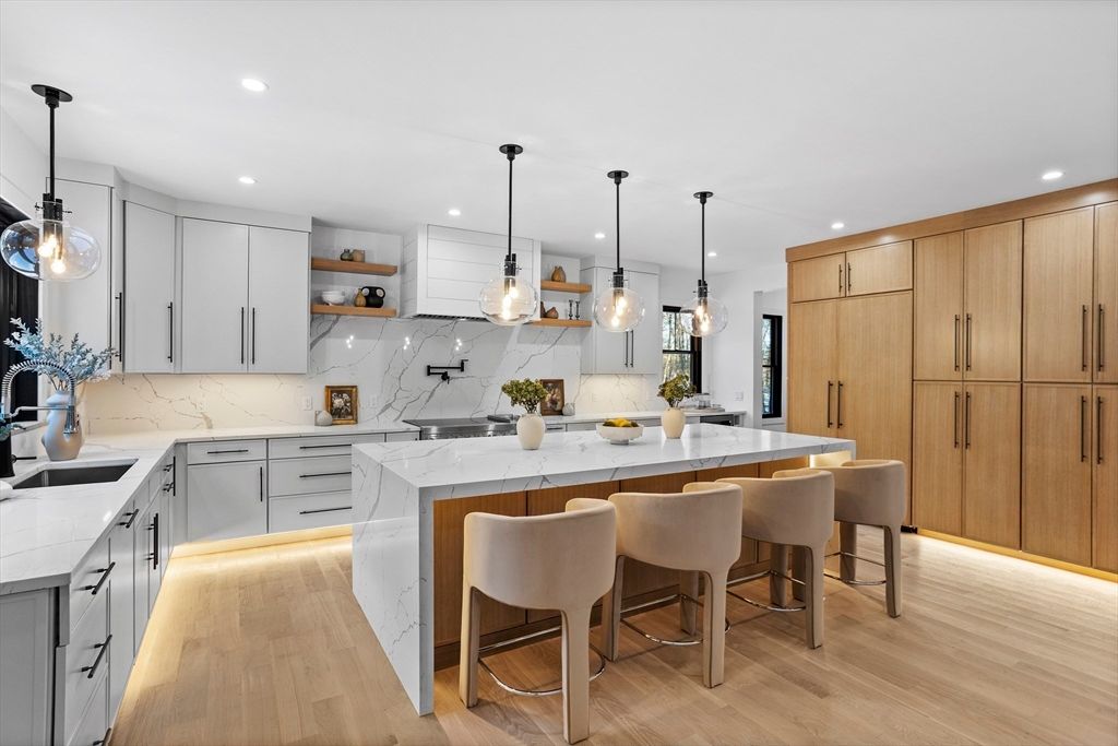 Interior, Kitchen, Marble Walls, Pendant Lights, Recessed Lighting, Wood Texture Flooring