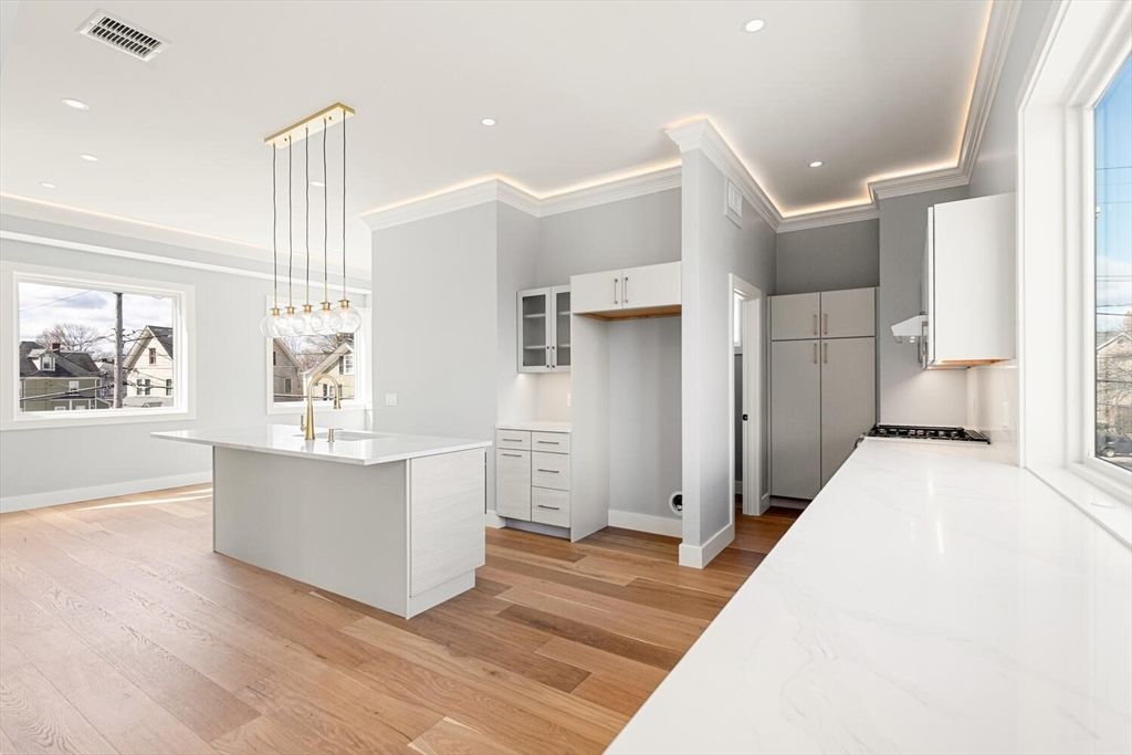 Interior, Kitchen, Pendant Lights, Recessed Lighting, Wood Texture Flooring