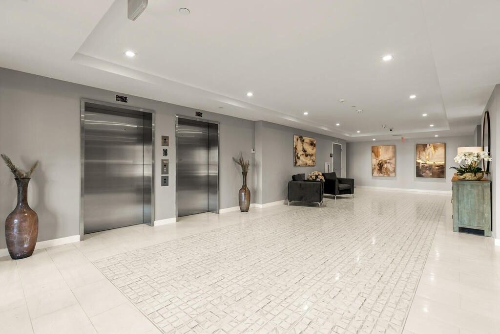 Elevator, Interior, Recessed Lighting