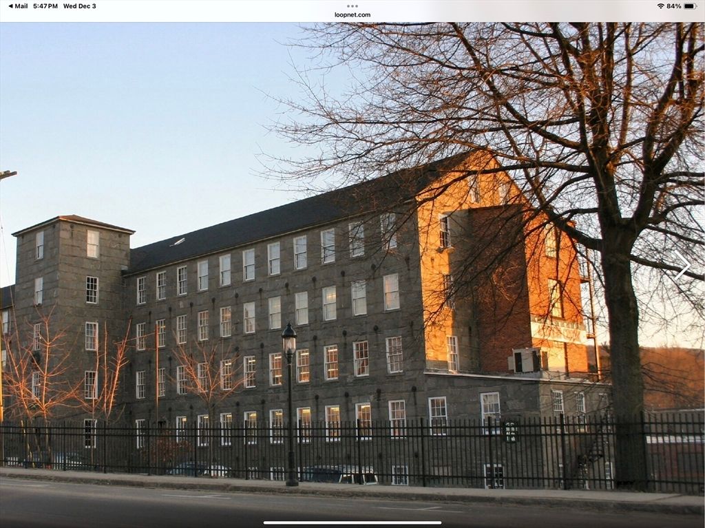 Exterior, Facade, Chicago School