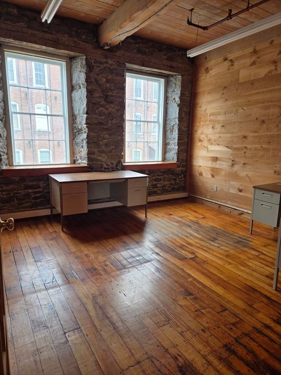 Empty room, Interior, Wooden Beams, Wooden Ceilings, Wood Texture Flooring, Wooden Walls