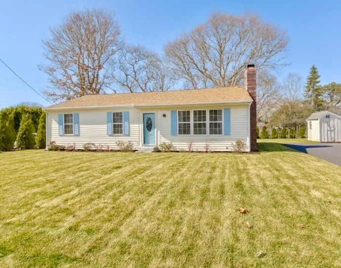 Backyard, Exterior, Facade, Cape Cod