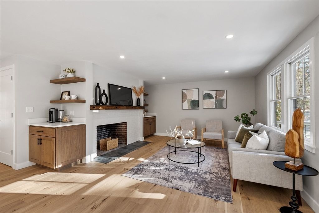 Fireplace, Interior, Living room, Recessed Lighting, Wood Texture Flooring