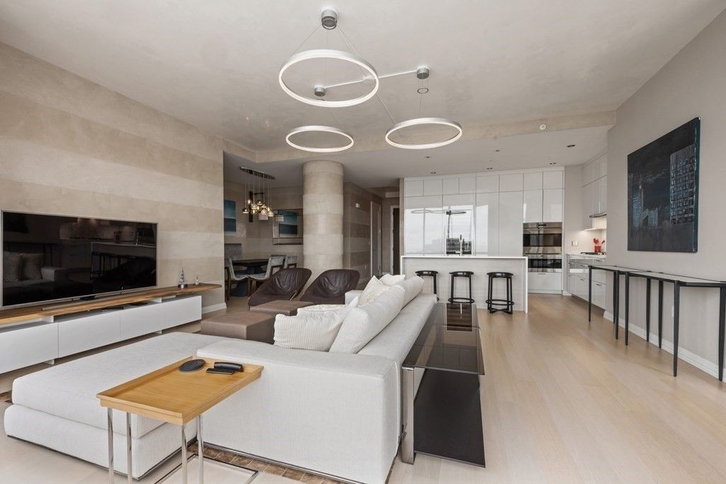 Dining room, Interior, Kitchen, Living room, Pendant Lights, Recessed Lighting, Stainless Steel Appliances, Wood Texture Flooring