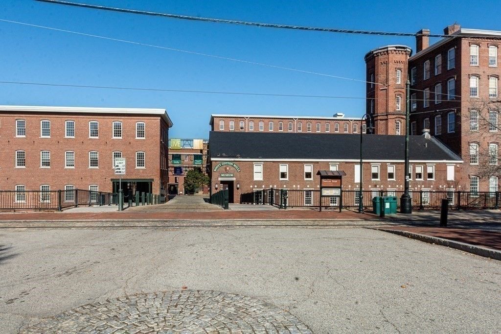 Exterior, Facade, Brick Facade, Condo Building
